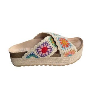 Dirty Laundry Cream Platform Sandals with Embroidered Design